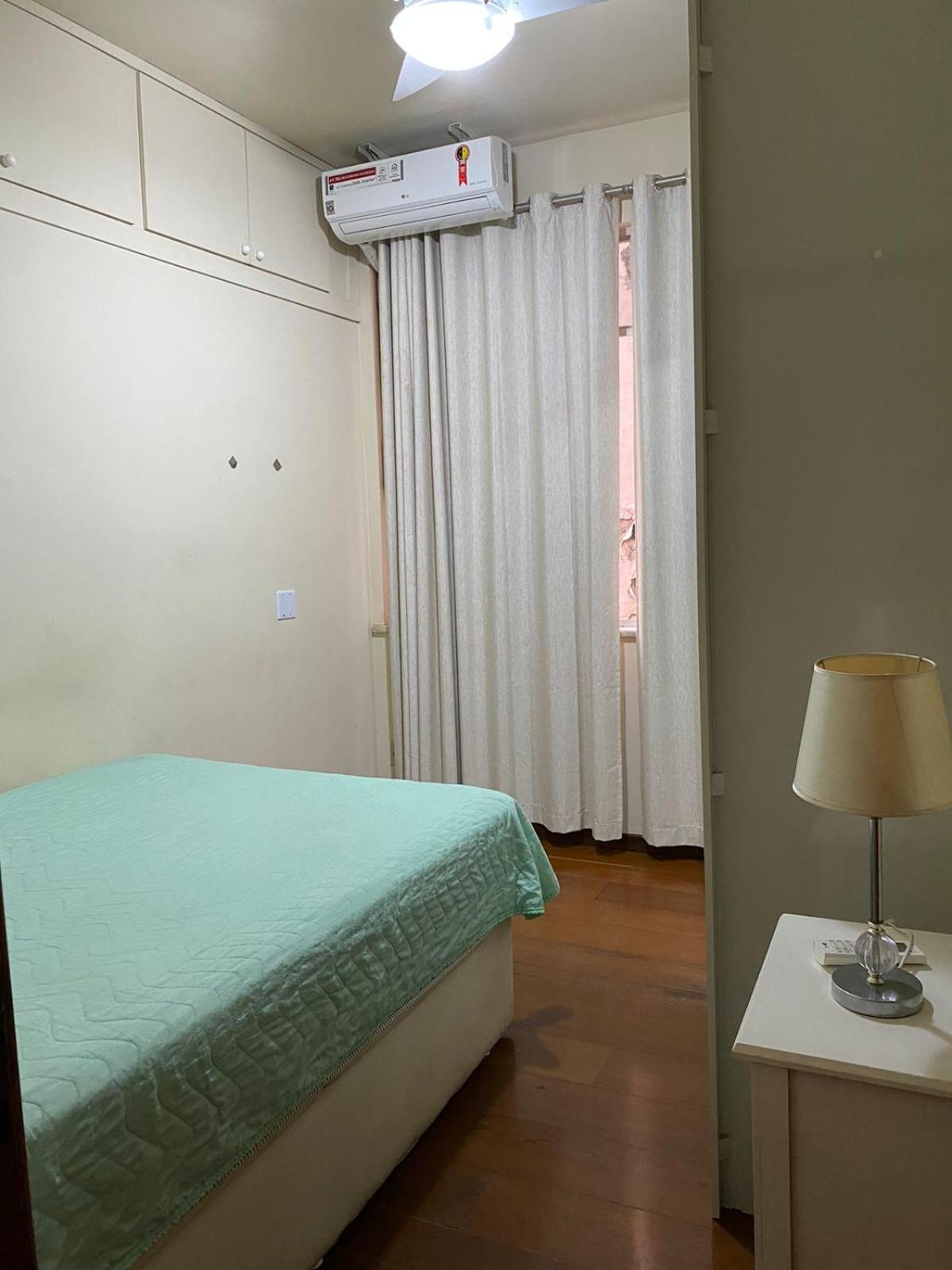 Privativo A Uma Quadra Da De Copacabana Habitación en casa particular *